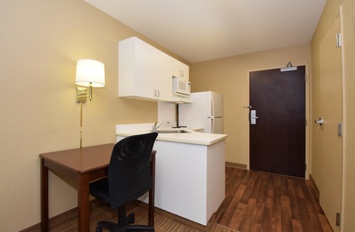 Fairfax Hotel | Extended Stay America Suites - Washington, DC - Fairfax - Fair Oaks Mall
