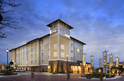 Southside Hotel | Hotel Indigo Jacksonville-Deerwood Park, an Ihg Hotel
