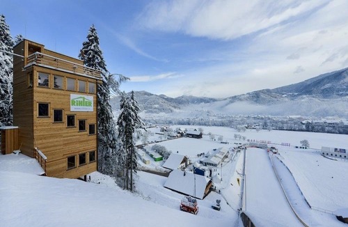 Ljubno ob Savinji Hotel | Hotel Planinka