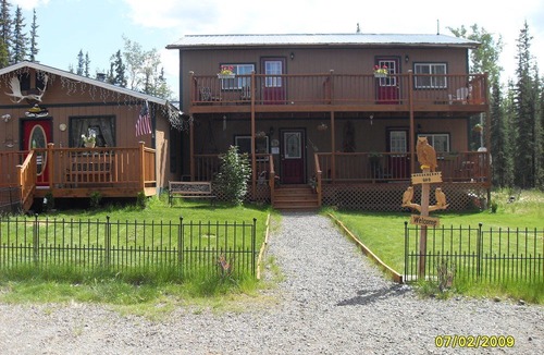 Tok Hotel | A Hyde Away Inn B&B