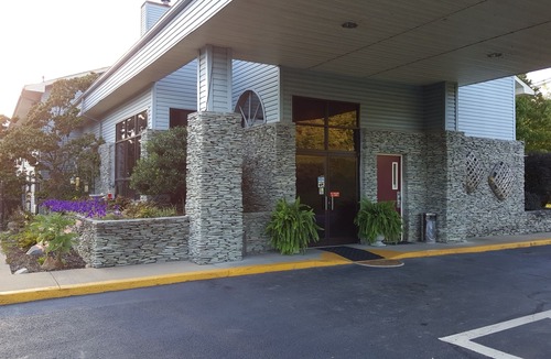 Mountain City Hotel | Americourt Hotel
