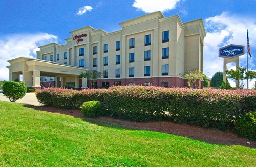 Canton Hotel | Hampton Inn Canton
