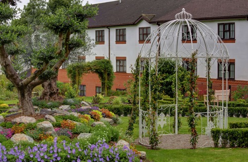 Ullesthorpe Hotel | Best Western Plus Ullesthorpe Court Hotel & Golf Club