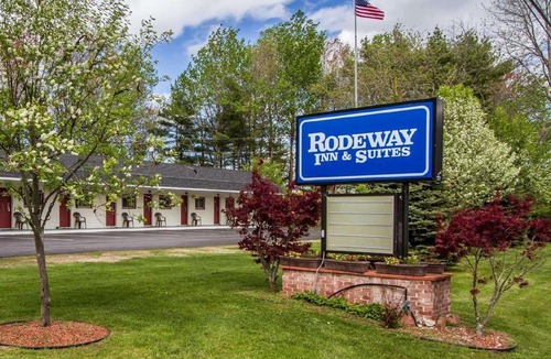Brunswick Hotel | Rodeway Inn & Suites Brunswick Near Hwy 1