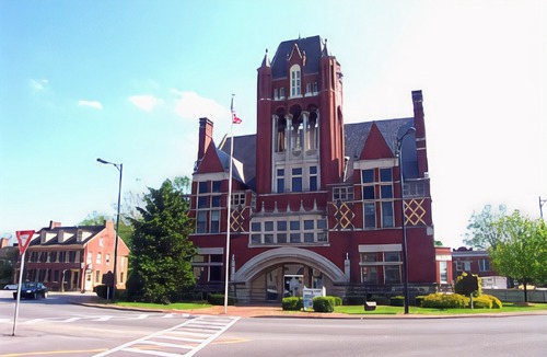Bardstown Hotel | SureStay Hotel by Best Western Bardstown General Nelson