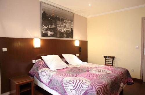 Montparnasse Hotel | Hotel Celtic