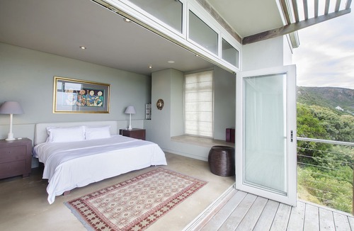Glentana Hotel | 10 ELF Beach House