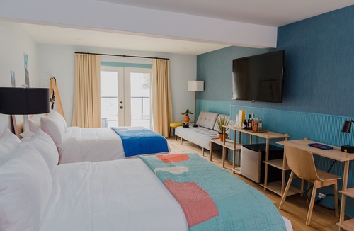 Wellington Hotel | Drake Motor Inn