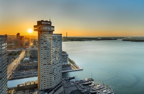 Central Waterfront Hotel | The Westin Harbour Castle, Toronto