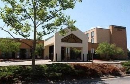 Bryant Pattengill East Hotel | Courtyard Ann Arbor