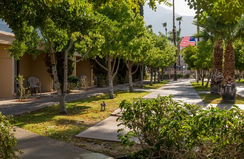 Little Tuscany Hotel | Days Inn by Wyndham Palm Springs