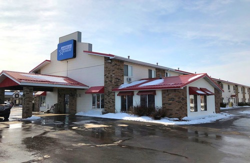 Escanaba Hotel | Travelodge by Wyndham Escanaba