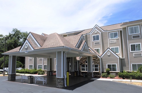 Northside Hotel | Microtel Inn & Suites by Wyndham Jacksonville Airport