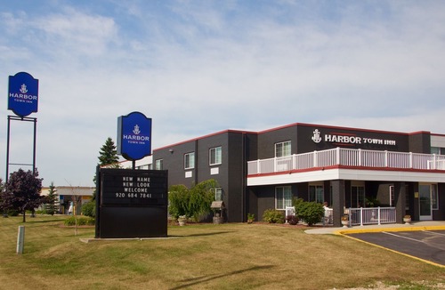 Manitowoc Hotel | Harbor Town Inn