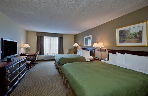 Newport News Hotel | Country Inn & Suites by Radisson, Newport News South, VA