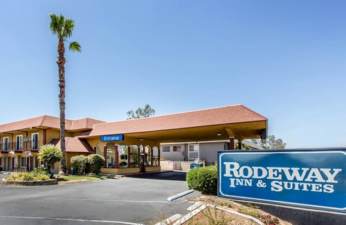 Canyon Lake Hotel | Rodeway Inn & Suites Canyon Lake I-15