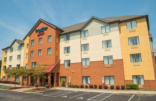 Erie Hotel | TownePlace Suites by Marriott Erie
