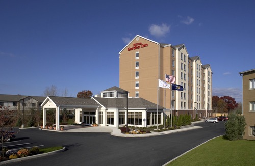 Newtonville Hotel | Hilton Garden Inn Albany/Suny Area