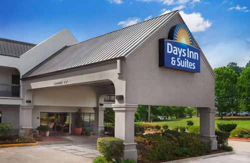 Tyler Hotel | Days Inn & Suites by Wyndham Tyler