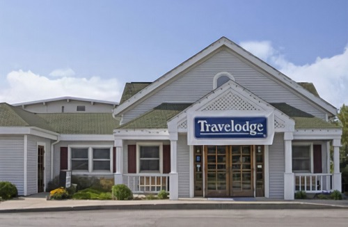 Iowa City Hotel | Travelodge by Wyndham Iowa City
