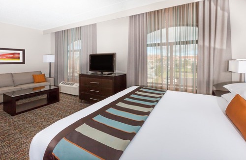 Sylvania Hotel | Wingate by Wyndham Sylvania