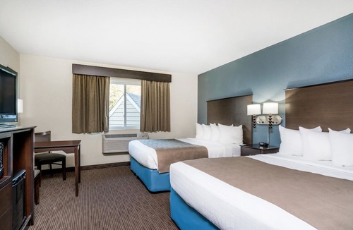 Owatonna Hotel | Baymont by Wyndham Owatonna