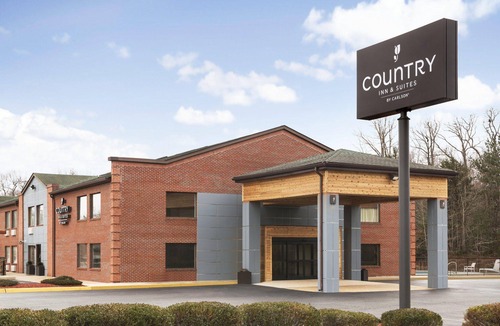 Dahlgren Hotel | Country Inn & Suites by Radisson, Dahlgren-King George, VA