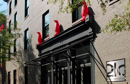 West Main Historic District Hotel | 21C Museum Hotel Louisville