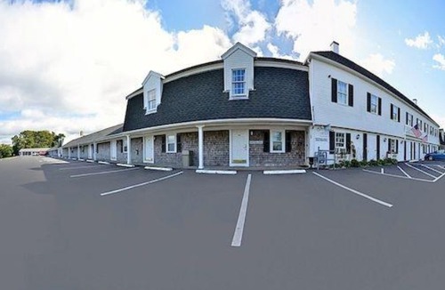 Sandwich Hotel | Sandwich Lodge & Resort