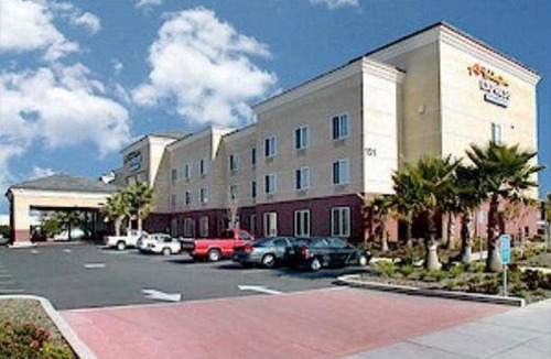 Nut Tree Hotel | Holiday Inn Express Hotel & Suites Vacaville, an Ihg Hotel