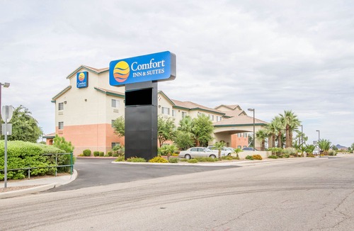 Cortaro Hotel | Comfort Inn & Suites North Tucson - Marana