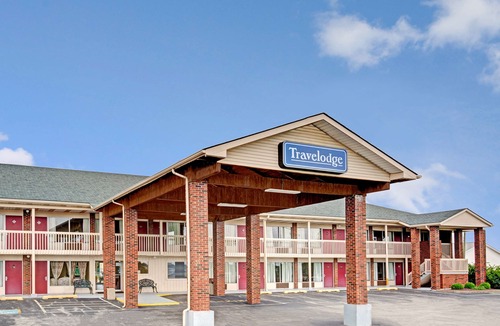 Sellersburg Hotel | Travelodge by Wyndham Sellersburg
