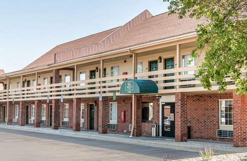 Findlay Hotel | Quality Inn Findlay