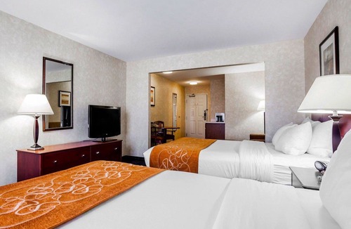 Independence Hotel | Comfort Suites - Independence
