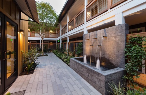 Calistoga Hotel | Best Western Plus Stevenson Manor
