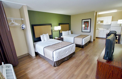 Riviera - Westchester Hotel | Extended Stay America Suites - Bakersfield - California Avenue