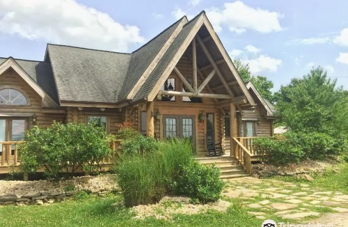 Monteagle Hotel | The Smoke House Lodge