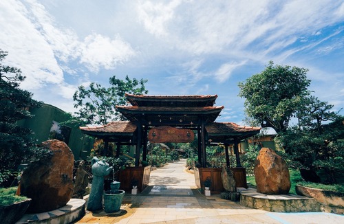 Bao Loc Hotel | Tea Resort