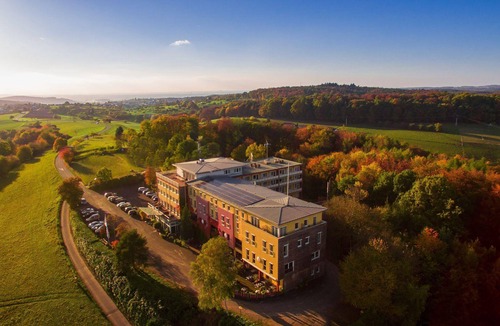 Winzenhohl Hotel | Landhotel Klingerhof