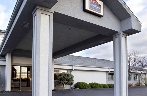 Bay City Hotel | AmericInn by Wyndham Bay City