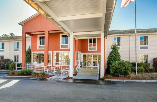 Merrimack Hotel | Quality Inn Merrimack - Nashua