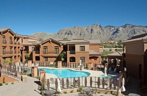 Catalina Foothills Estates Hotel | Embassy Suites Tucson - Paloma Village