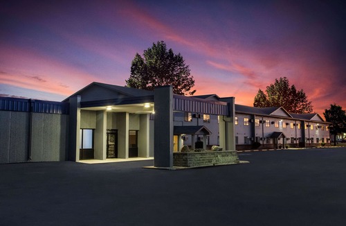 Wahpeton Hotel | Travelodge by Wyndham Wahpeton Event Center