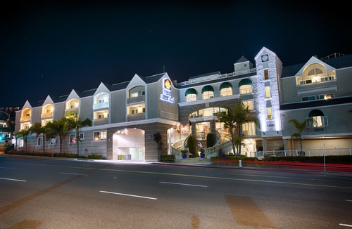 Lantern District Hotel | Best Western Plus Marina Shores Hotel