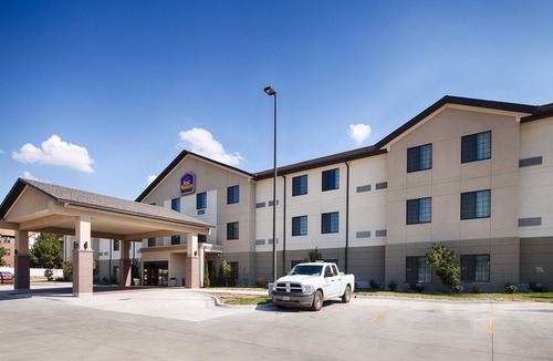 Dodge City Hotel | Best Western North Edge Inn
