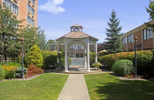 Danbury Hotel | Ethan Allen Hotel