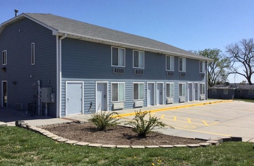 West Lincoln Hotel | Econo Lodge Lincoln