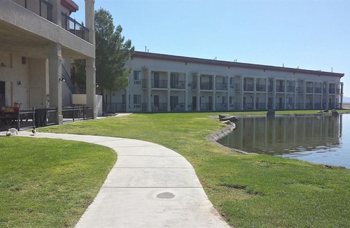 Amargosa Valley Hotel | Longstreet Inn & Casino