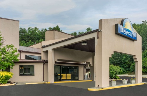 Lookout Valley Neighborhood Association Hotel | Days Inn by Wyndham Chattanooga Lookout Mountain West