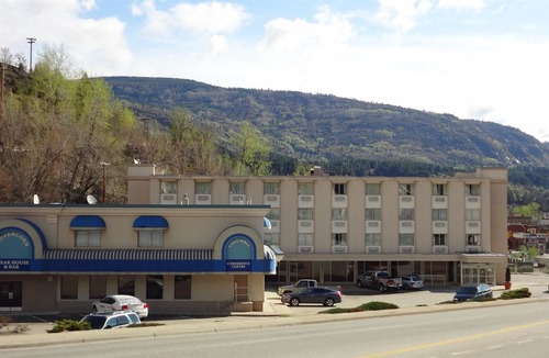 Trail Hotel | Best Western Plus Columbia River Hotel